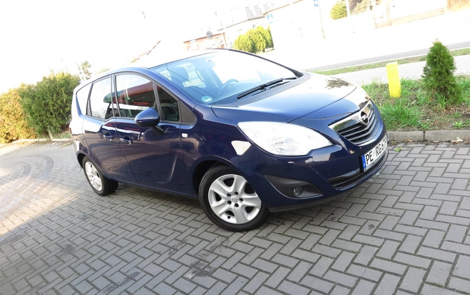 Opel Meriva cena 19900 przebieg: 140000, rok produkcji 2011 z Pruszków małe 466